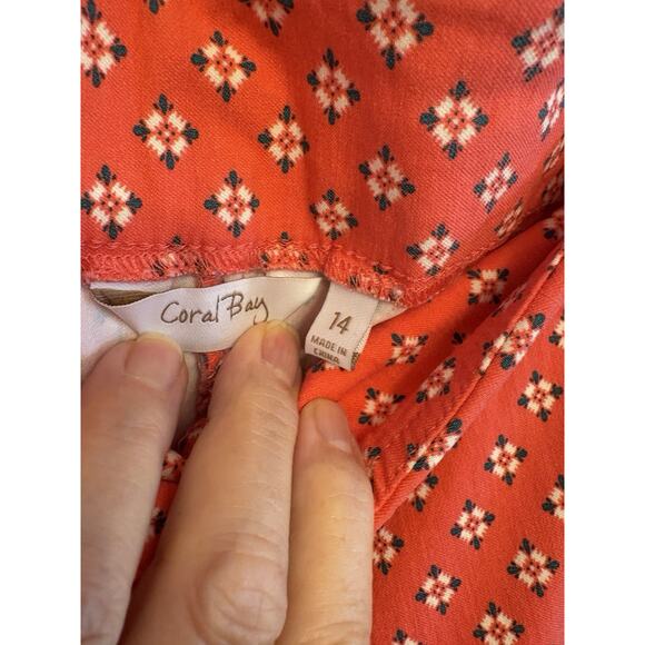 Coral Bay Women’s 14 Orange Print Hi Rise Spandex Capris - Picture 7 of 9
